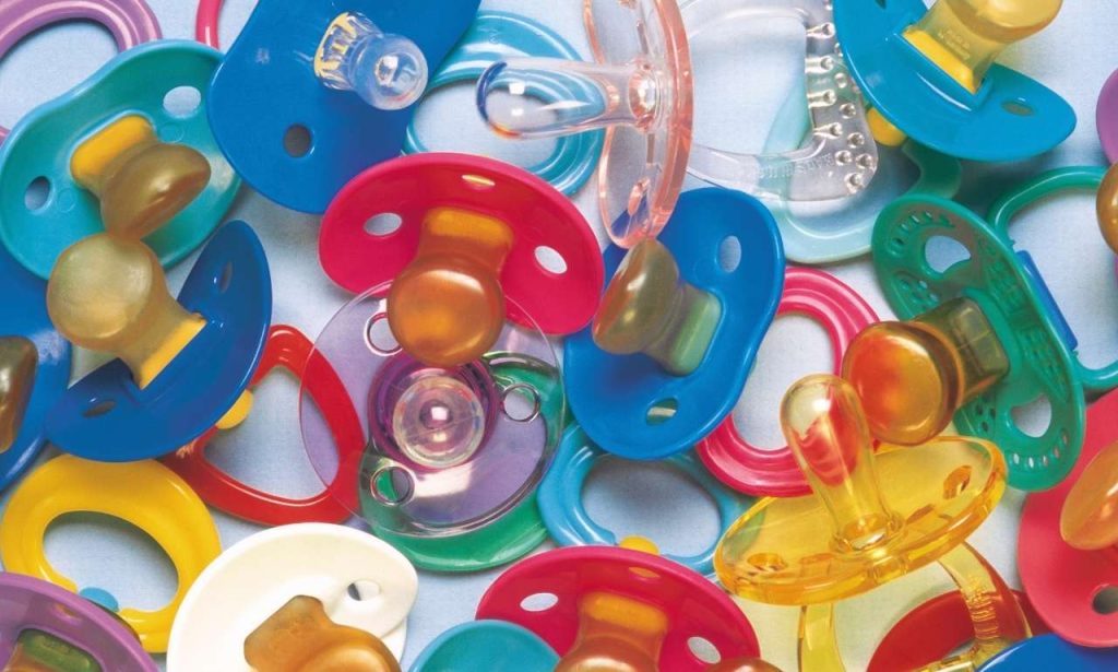 Best Pacifiers for Newborns Dentist Recommended