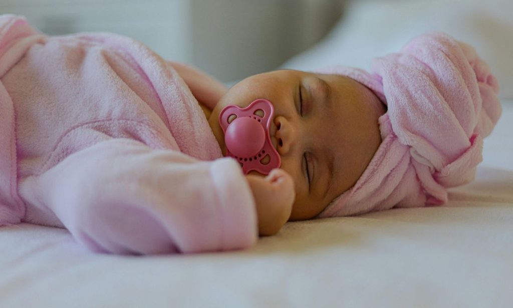 Best Pacifiers for Newborns Dentist Recommended